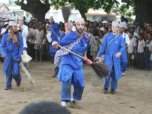 Clowns Without Borders Project in Madagascar - 