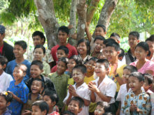 Clowns Without Borders Project in Burma -